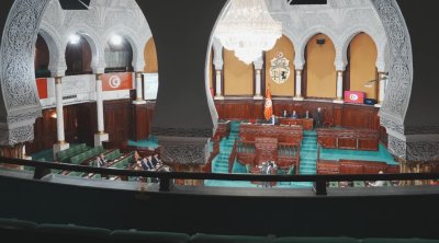 تونس : المصادقة على تنقيح قانون الشغل قبل 1 ماي 2025