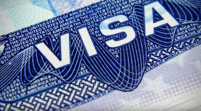 L’Ambassade des États-unis en Tunisie appelle les demandeurs de visas à éviter de recourir aux intermédiaires