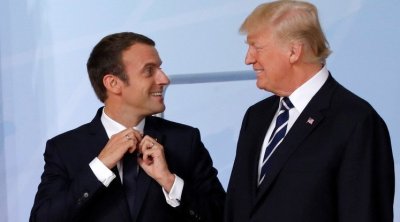 Droits de douane: Emmanuel Macron dénonce une décision