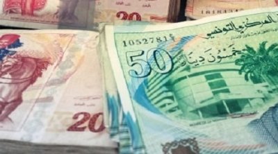 التونسيون يسحبون 680 مليون دينار في أسبوع عيد الفطر