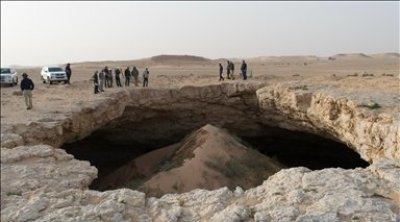 خبراء أوروبيون يعملون على كشف أسباب حرائق غامضة بمدينة ليبية