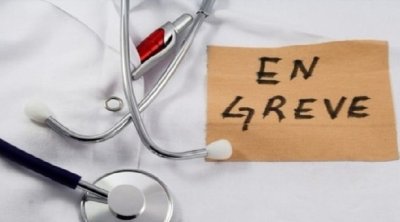 Protestations dans le secteur de la santé en Tunisie après la condamnation de Raouf Jemaï 