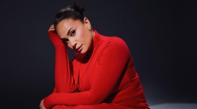Hend Sabry éblouit ses fans avec une élégante tenue rouge (Images)