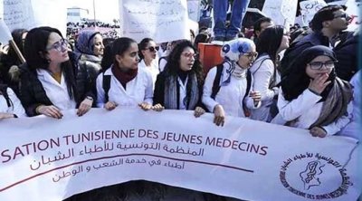 الأطباء الشبان يتمسكون بالإضراب: لا تنازل عن المطالب
