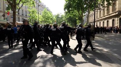 France : violences et interpellations dors des manifestations du 1er mai