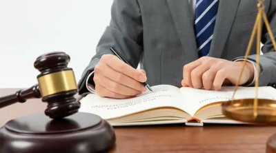 قضية ترويج مخدرات : تحجير السفير على فنان شعبي مشهور