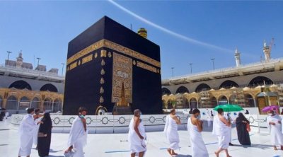 قضية فساد في رحلات العمرة : إحالة وزير سابق وإعلامي ورجل أعمال على القضاء