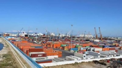 Tunisie : 250 tonnes de denrées alimentaires avariées détruites au port de Rades