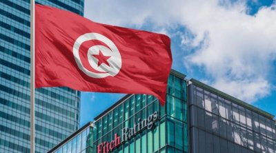 الرسوم الأمريكية : فيتش تخفّض توقعاتها لنمو الاقتصاد التونسي 