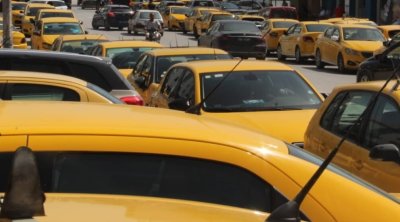 وزارة النقل تنفي فشل المفاوضات مع ممثلي سائقي التاكسي الفردي