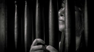 تونس : السجن 21 سنة لأجنبية تورطت في تهريب الكوكايين