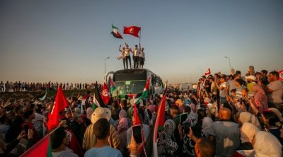 قافلة الصمود في طريقها إلى غزة عبر ليبيا وسط دعم رسمي وشعبي