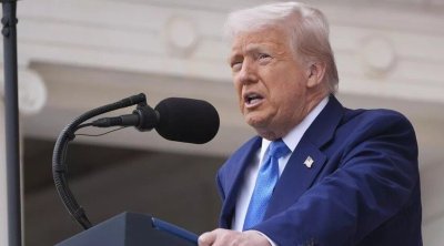 إعلام أمريكي: ترامب وافق سراً على خطط لمهاجمة إيران