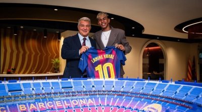 FC Barcelone :Lamine Yamal jusqu’en 2031… avec le numéro 10 de Messi 