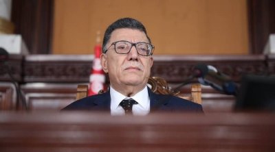 إبراهيم بودربالة ينفي تدخل رئيس الجمهورية في عمل البرلمان 