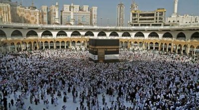 إقالة مدير تنظيم الحج والعمرة في تونس