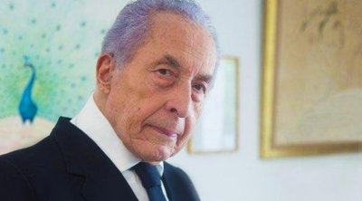 أسرة الفقيد الشاذلي القليبي تهب مكتبته الخاصة لدار الكتب الوطنية