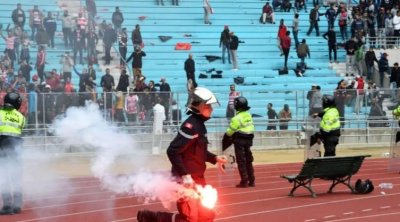 إجراءات صارمة للحد من العنف في الملاعب الرياضية