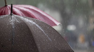 تونس : أمطار غزيرة بعدد من الجهات بعد ظهر اليوم