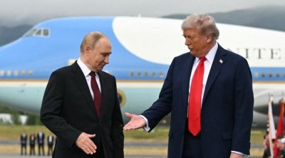 La rencontre entre Trump et Poutine n’est ''pas totalement exclue'', selon la Maison-Blanche