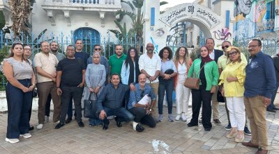 نقابة الصحفيين التونسيين تلوح بإضراب عام