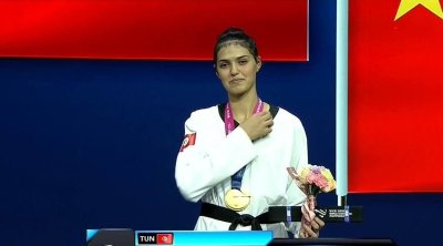 بالصور : وفاء المسغوني تهدي تونس ميدالية ذهبية في التايكوند