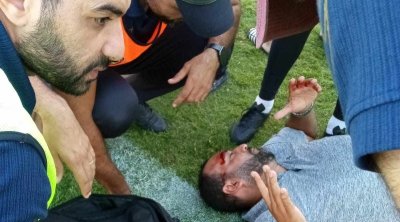 جرجيس: إصابة مدرب المرسى وإيقاف المباراة قبل نهايتها (صورة)