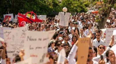 منظمة الأطباء الشبان تقاطع قناة التاسعة 