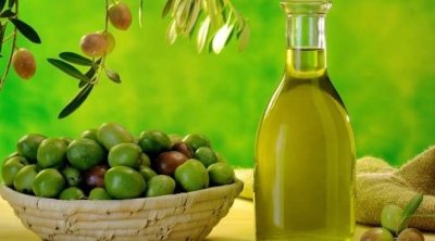 وزير الفلاحة: الظروف ملائمة لاكتساح أسواق جديدة لزيت الزيتون التونسي