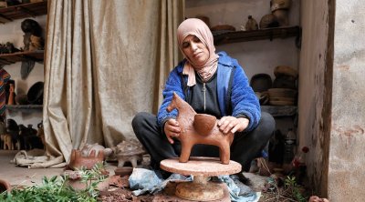 بالصور : فخار سجنان يثبت أن الذاكرة تُصنع باليد والقلب