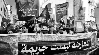 تونس: مسيرة سلمية ترفع شعار المعارضة ليست جريمة