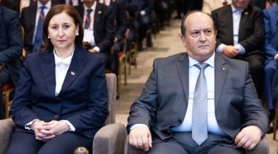 Tunisie - Algérie : Sept accords économiques scellés à Tunis 