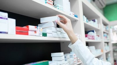 الصيدليات الخاصة تجدّد استعدادها لاستئناف العلاقة التعاقدية مع الكنام