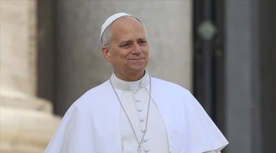 بابا الفاتيكان يدعو للحوار بشأن الأحداث في إيران وسوريا