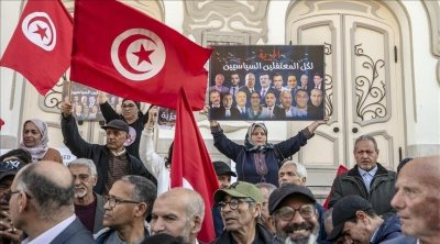 مسيرة لعائلات المعتقلين السياسيين للمطالبة بإطلاق سراحهم 