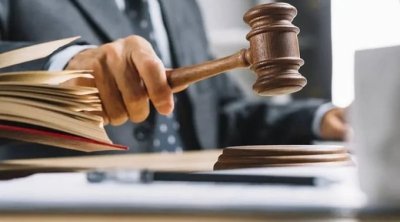 تونس : إيقاف مغني راب بتهمة حيازة مادة مخدرة