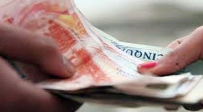 Tunisie: le gouvernement valide des hausses salariales