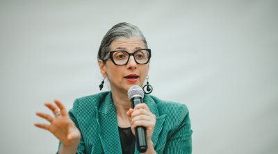 من تونس: رسالة حادة لألبانيز… الحياد في غزة تواطؤ