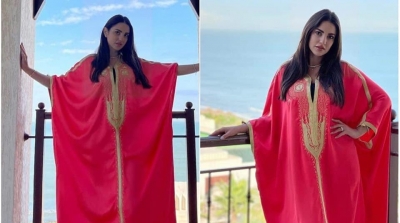 Dorra Zarrouk magnifique en Jebba Tunisienne  (Photos)