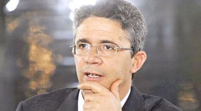 عدنان منصر يصف ما ورد في بيان نقابة الصحفيين بالمغالطات