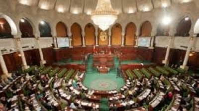 التأسيسي يؤجل النقاش العام لقانون تحصين الثورة 