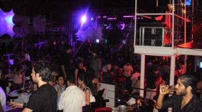 وزارة الداخلية تقرر اغلاق 3 ملاهي ليلية بالحمامات دون الادلاء بالاسباب