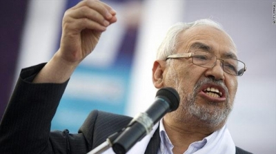   الغنوشي يناشد المصريين ان لا يعودوا الى بيوتهم حتى ارجاع مرسي الرئاسة 