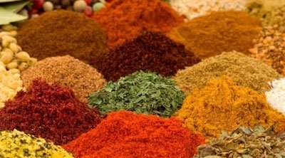 العاصمة : حجز كميات كبيرة من التوابل المخلوطة بمواد ملونة