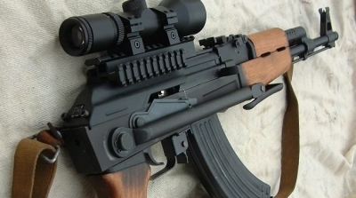 تطاوين : حجز كلاشينكوف و ذخيرة و بدلتين عسكريتين بحوزة جهادي