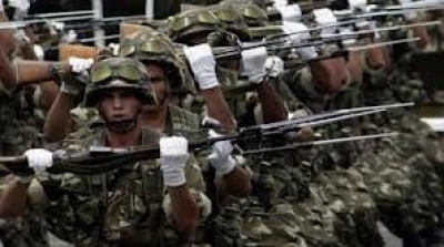 تحسبا لهجمات ارهابية : الجزائر ترفع عدد وحداتها القتالية على كامل شريطها الحدودي