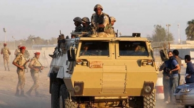  هجوم بالصواريخ والمدافع الرشاشة على معسكر للجيش المصري في سيناء