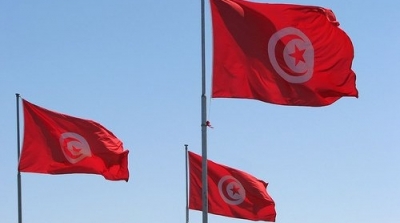 حملة وطنية لرفع العلم في كل بيت تونسي يوم عيد الجمهورية 