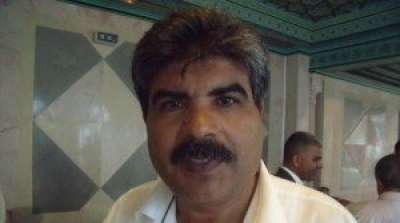 توافد عشرات المواطنين على المستشفى المتواجد فيها جثمان محمد البراهمي  