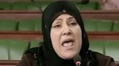 سنية بن تومية تعلن انسحابها من المجلس التأسيسي